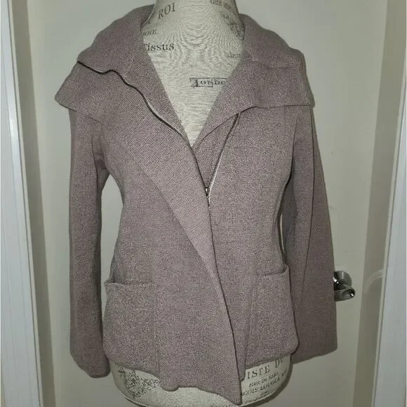 Designer Wool Knit Blazer Jacket - Picture 4 of 12